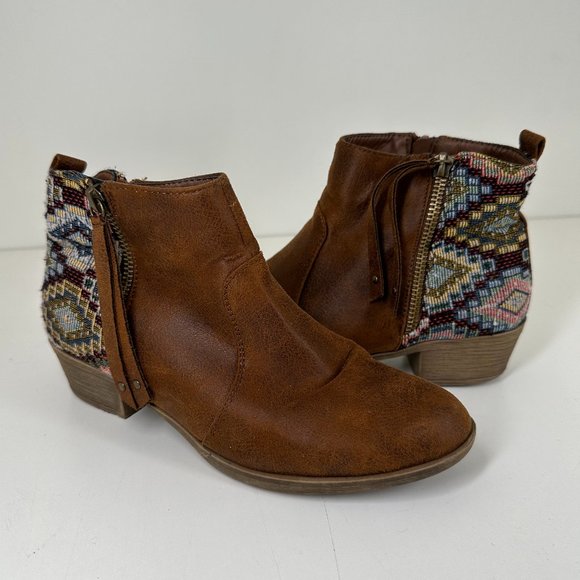 Brown Booties w/Fabric Pattern | 6.5 - Picture 1 of 4
